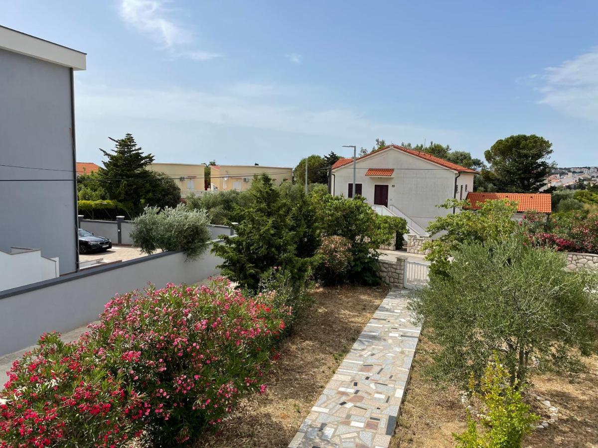 Novalja Apartments By Nena Εξωτερικό φωτογραφία