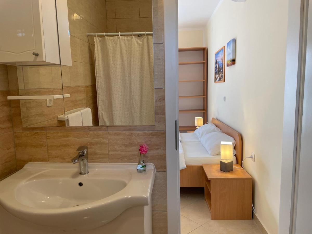 Novalja Apartments By Nena Εξωτερικό φωτογραφία
