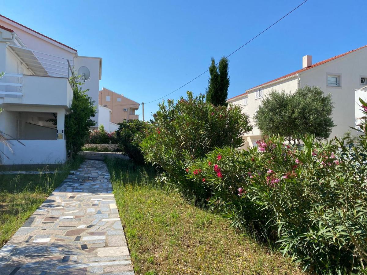 Novalja Apartments By Nena Εξωτερικό φωτογραφία