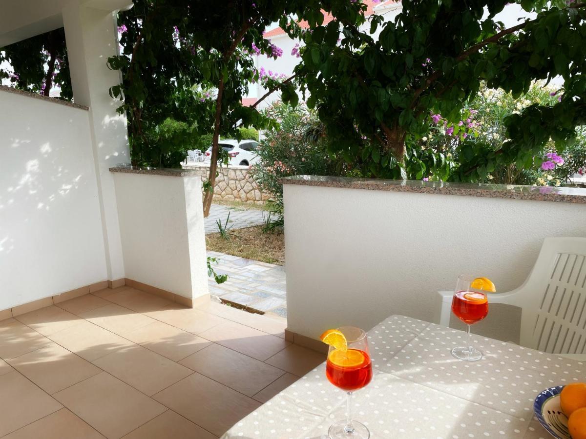 Novalja Apartments By Nena Εξωτερικό φωτογραφία