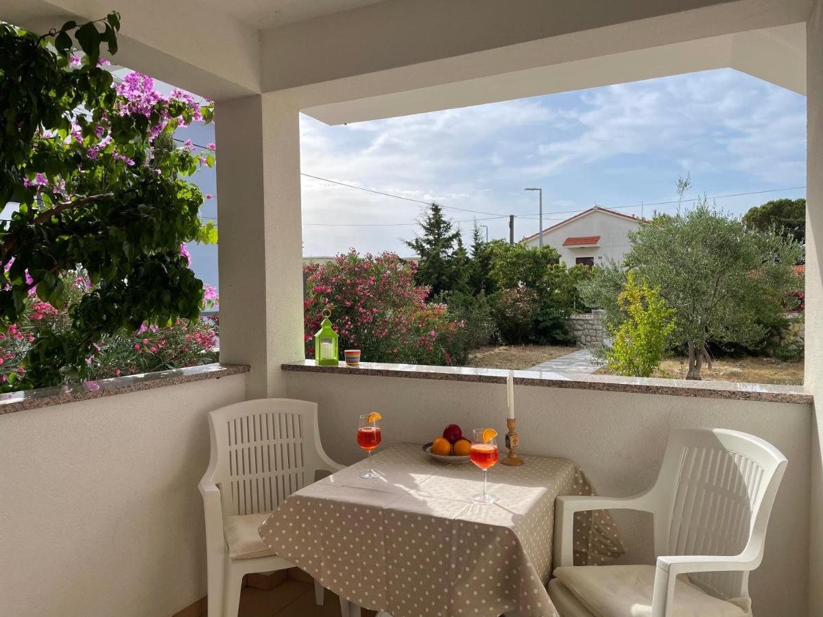 Novalja Apartments By Nena Εξωτερικό φωτογραφία