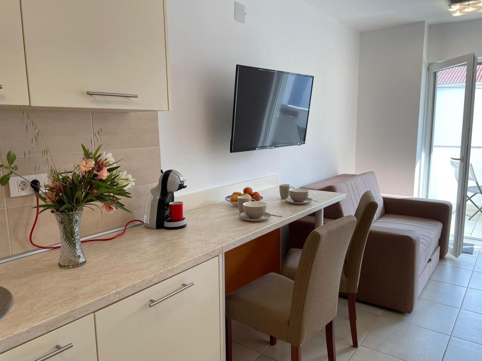 Novalja Apartments By Nena Εξωτερικό φωτογραφία