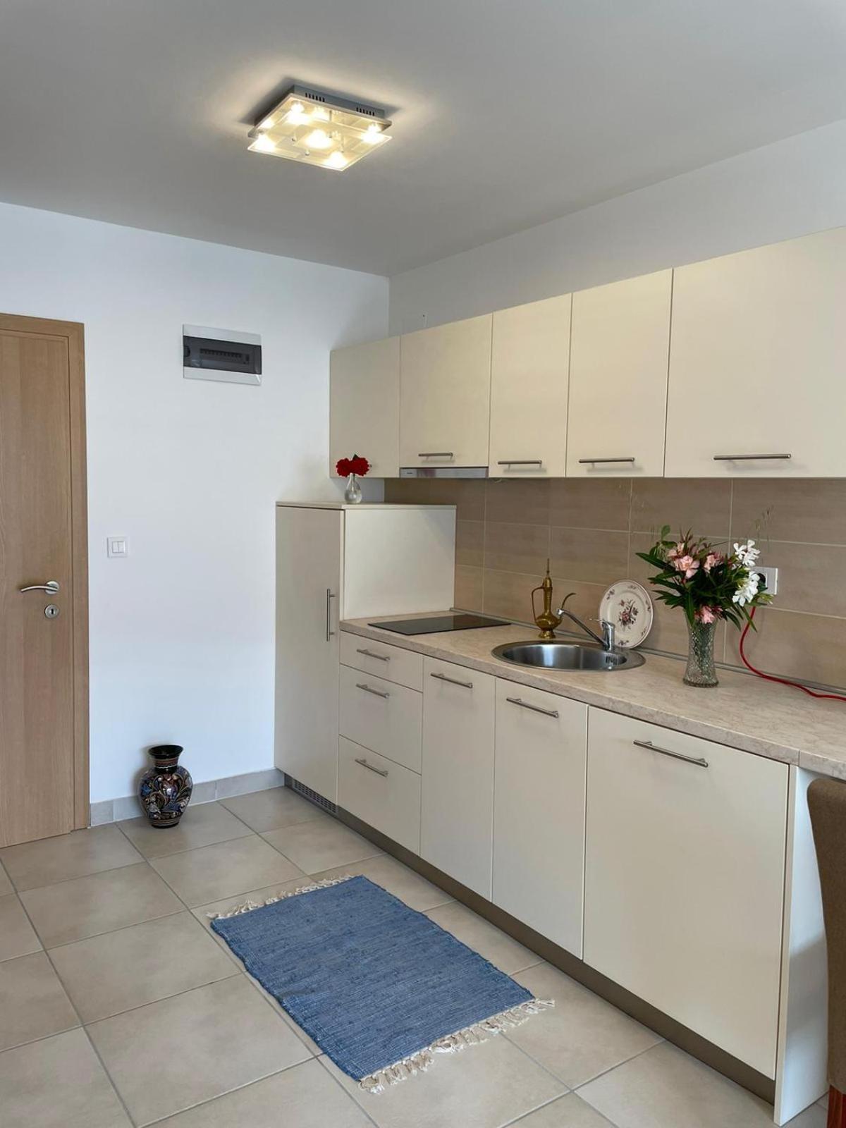 Novalja Apartments By Nena Εξωτερικό φωτογραφία